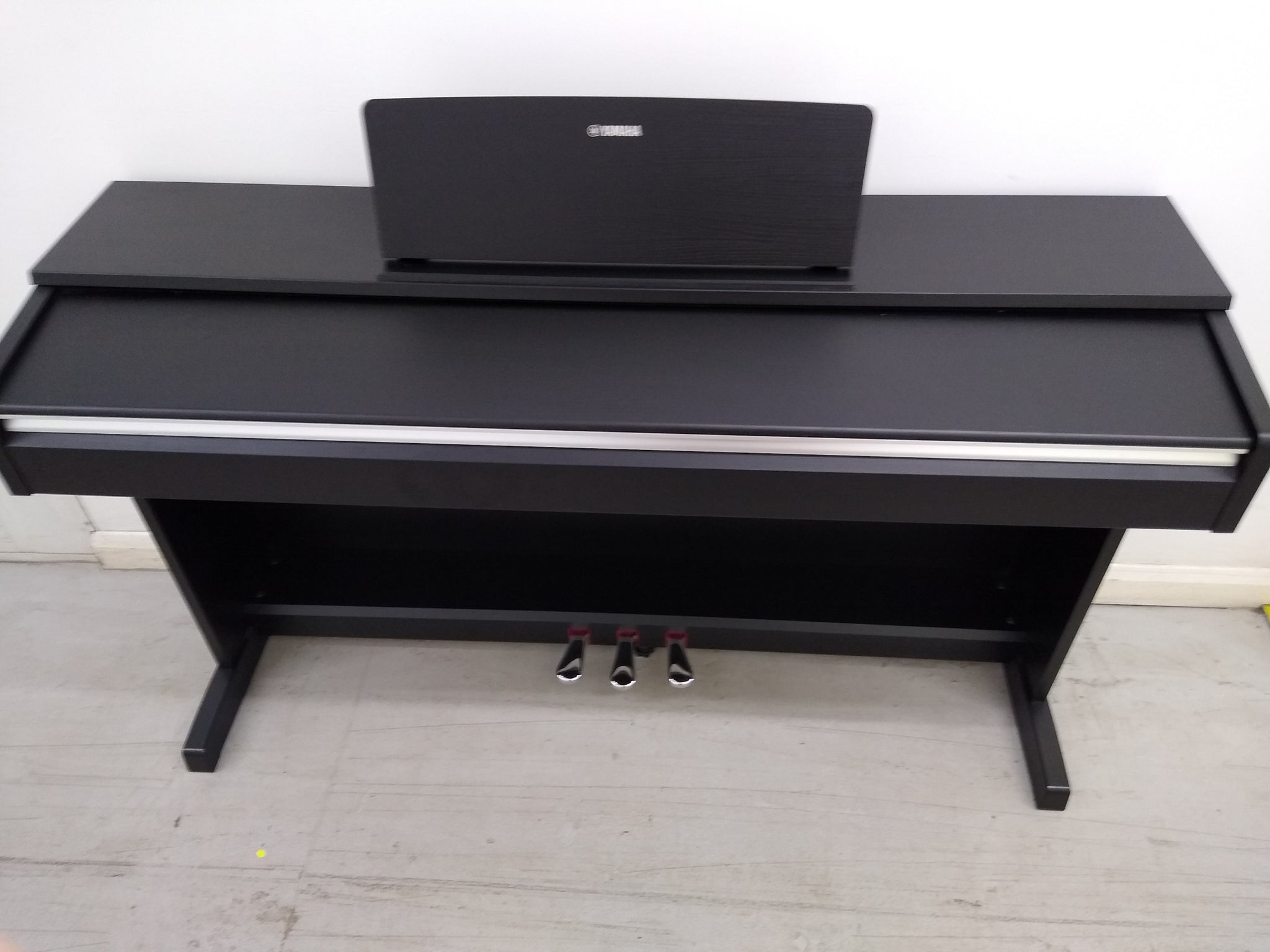 Yamaha Arius YDP-142B Digital Piano in black weighted keys stock numbe –  Sulinda Music