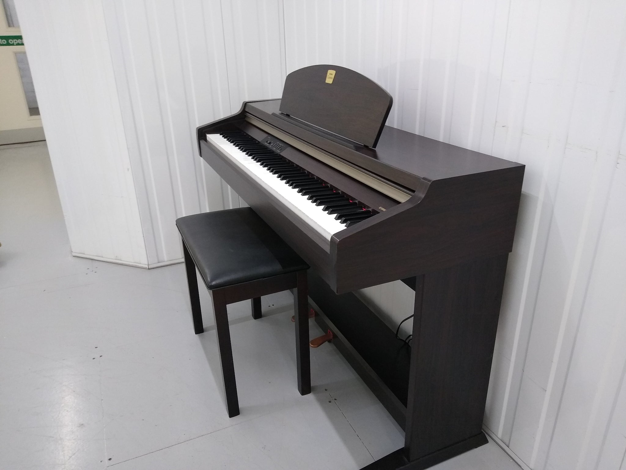 Yamaha Clavinova CLP-920 Digital Piano in rosewood, weighted keys stoc –  Sulinda Music