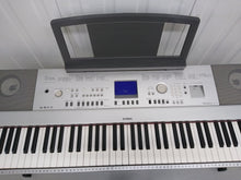 Load image into Gallery viewer, Yamaha DGX-640 rosewood portable grand piano keyboard 3 pedals stock #22249

