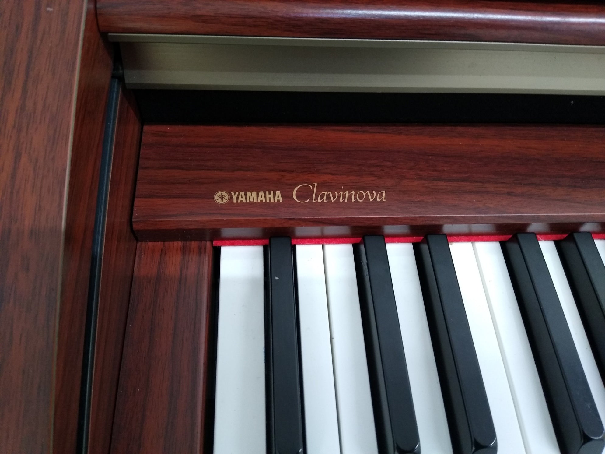 Yamaha Clavinova CLP-230M Digital Piano Full Size 88 keys +