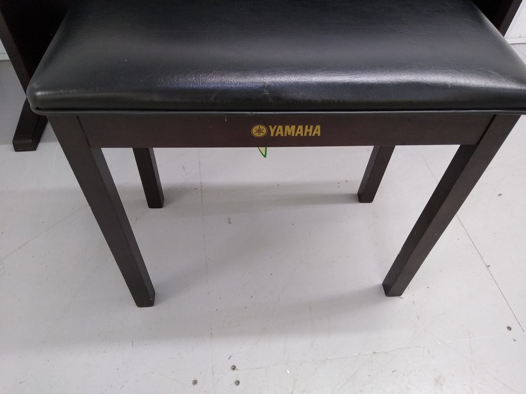 Yamaha Clavinova CLP-120 Digital Piano + stool Full Size 88