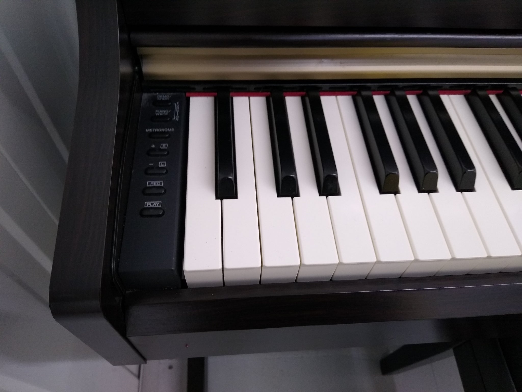 Yamaha Arius YDP-162 Digital Piano in rosewood with GH