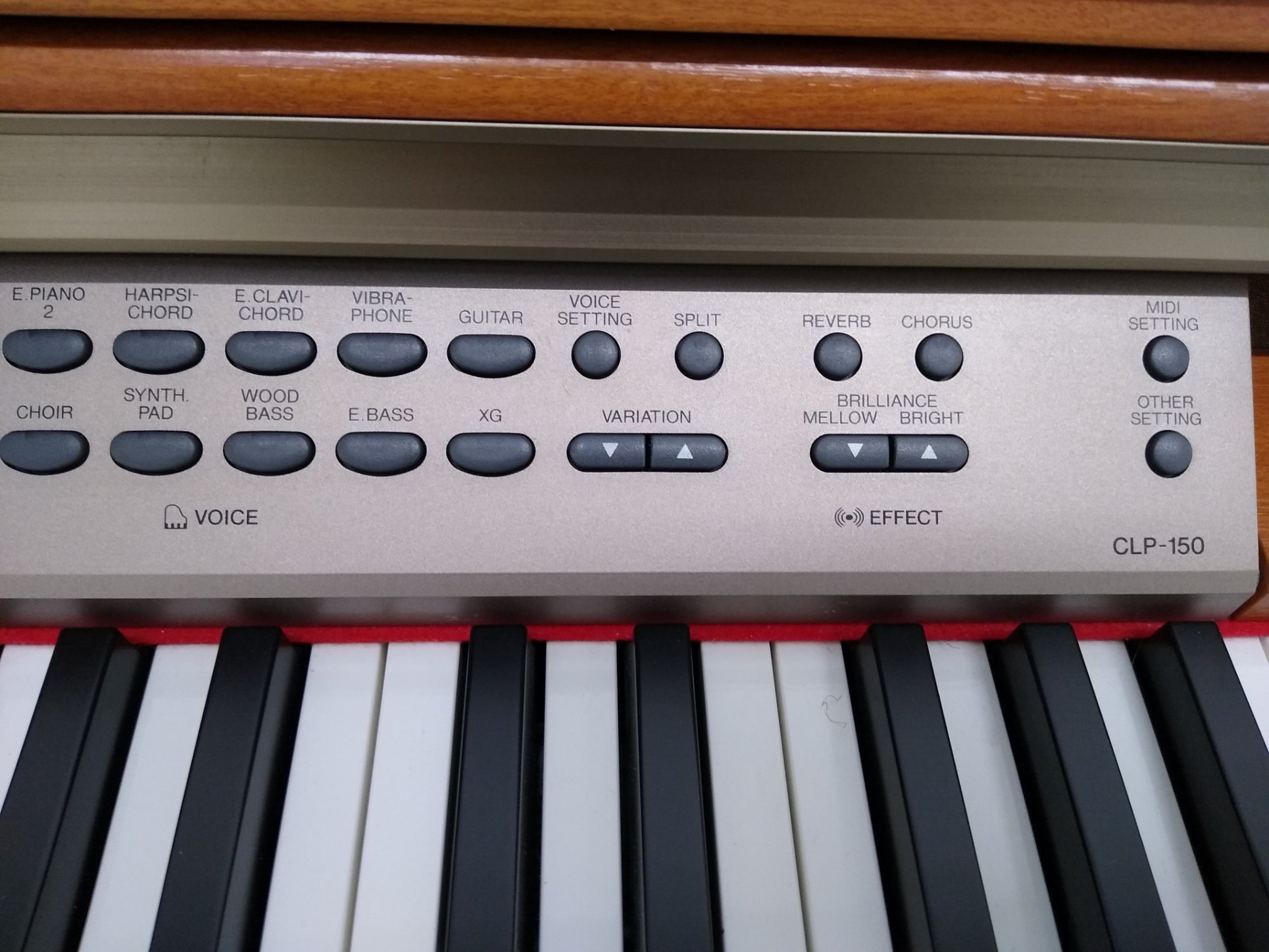 Yamaha Clavinova CLP-150c Digital Piano with stool in light oak