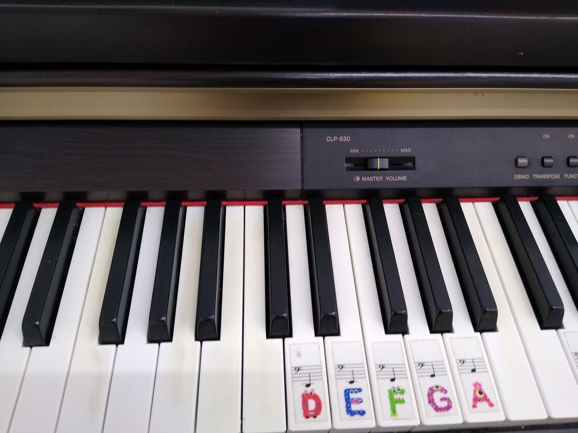 YAMAHA CLAVINOVA CLP-930 Digital Piano with stool stock number 22112 –  Sulinda Music