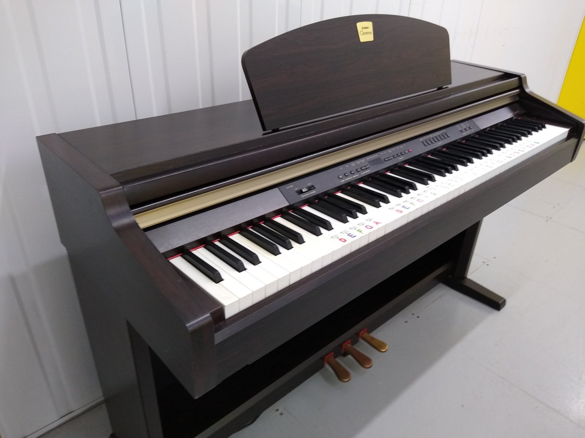 ★YAMAHA 電子ピアノ CLP-930 Yamaha Clavinova CLP-930 Digital Piano in dark rosewood stock