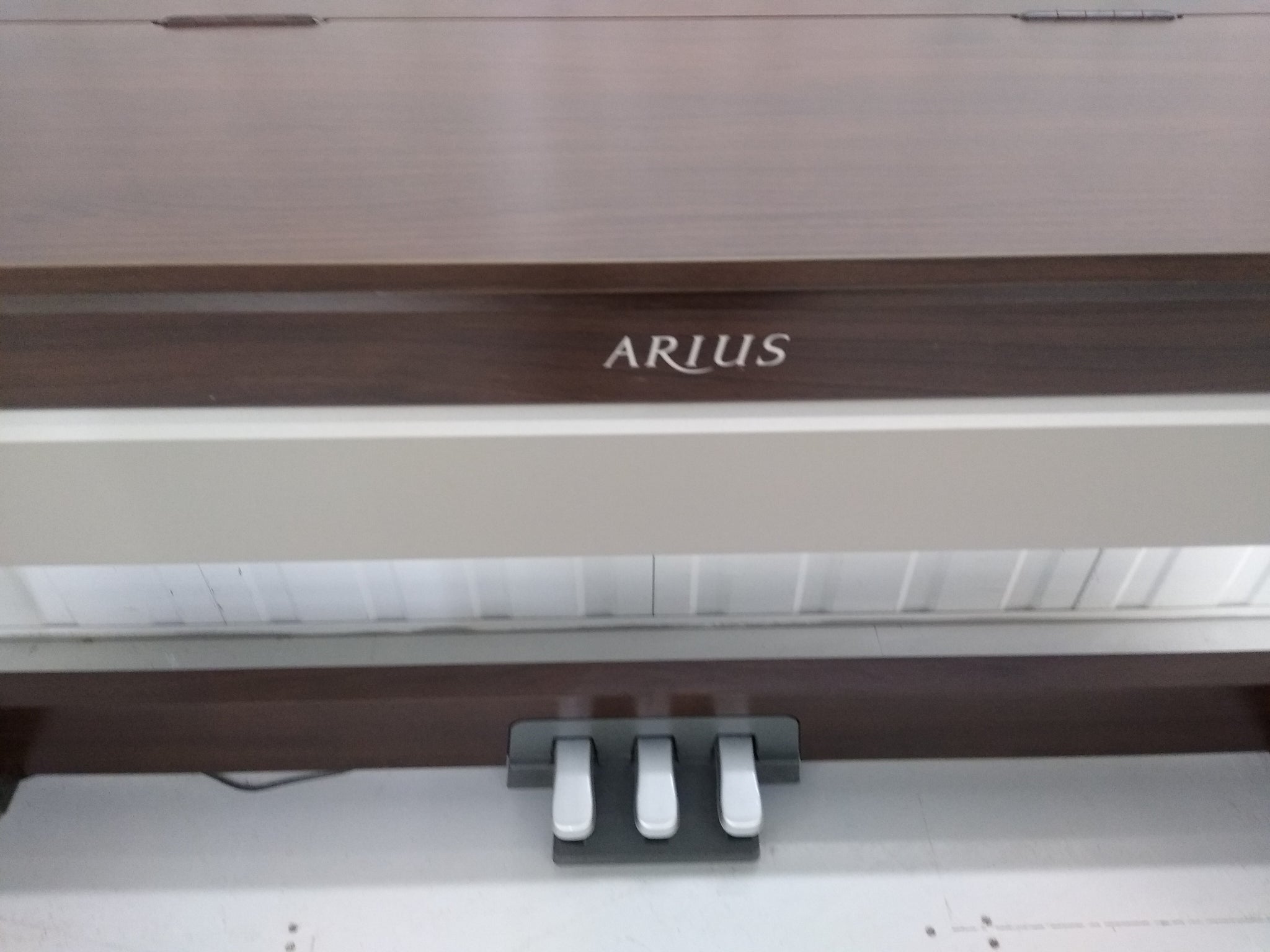 Yamaha Arius YDP-S31 Digital Piano Slimline space saver Yamaha Arius YDP-S31 Digital Piano Slimline space saver