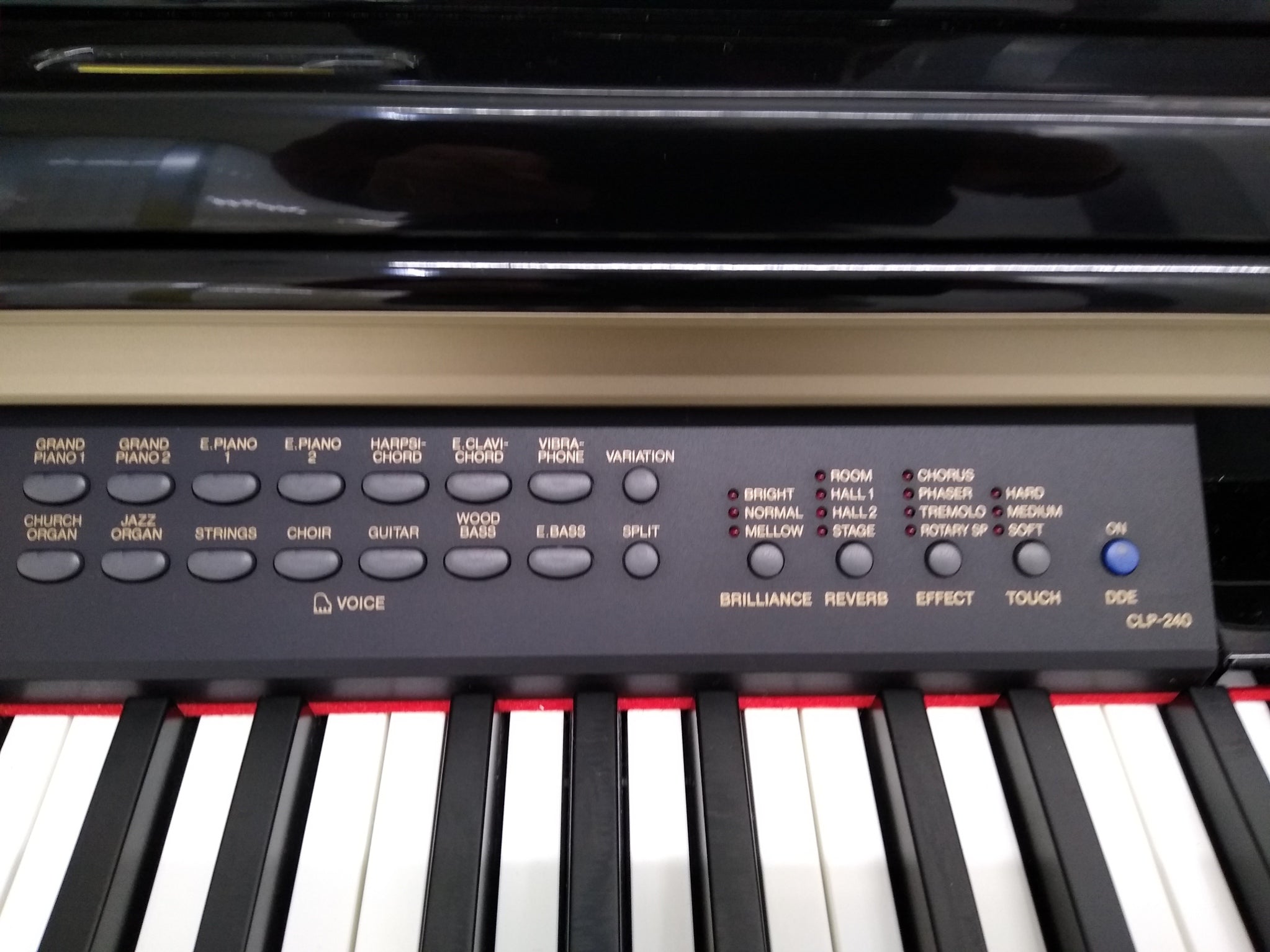 Yamaha Clavinova CLP-240PE Digital Piano polished GLOSSY