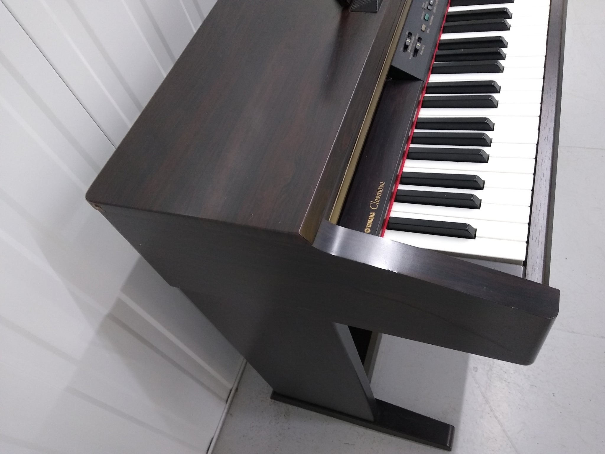 Yamaha Clavinova CLP-120 Digital Piano and stool Full Size 88 keys