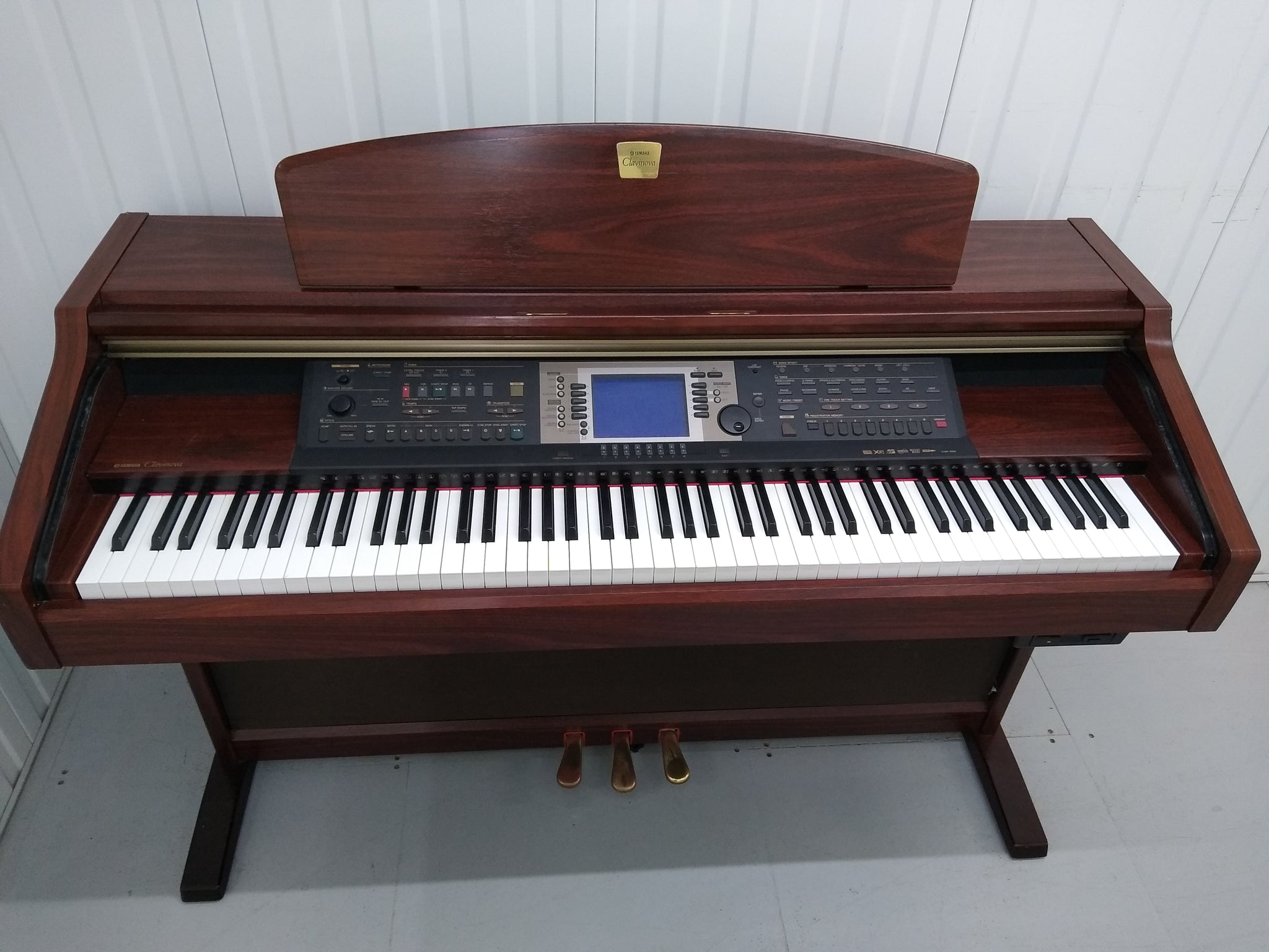 Yamaha Clavinova CVP-206 in mahogany with stool stock nr 22125 – Sulinda  Music