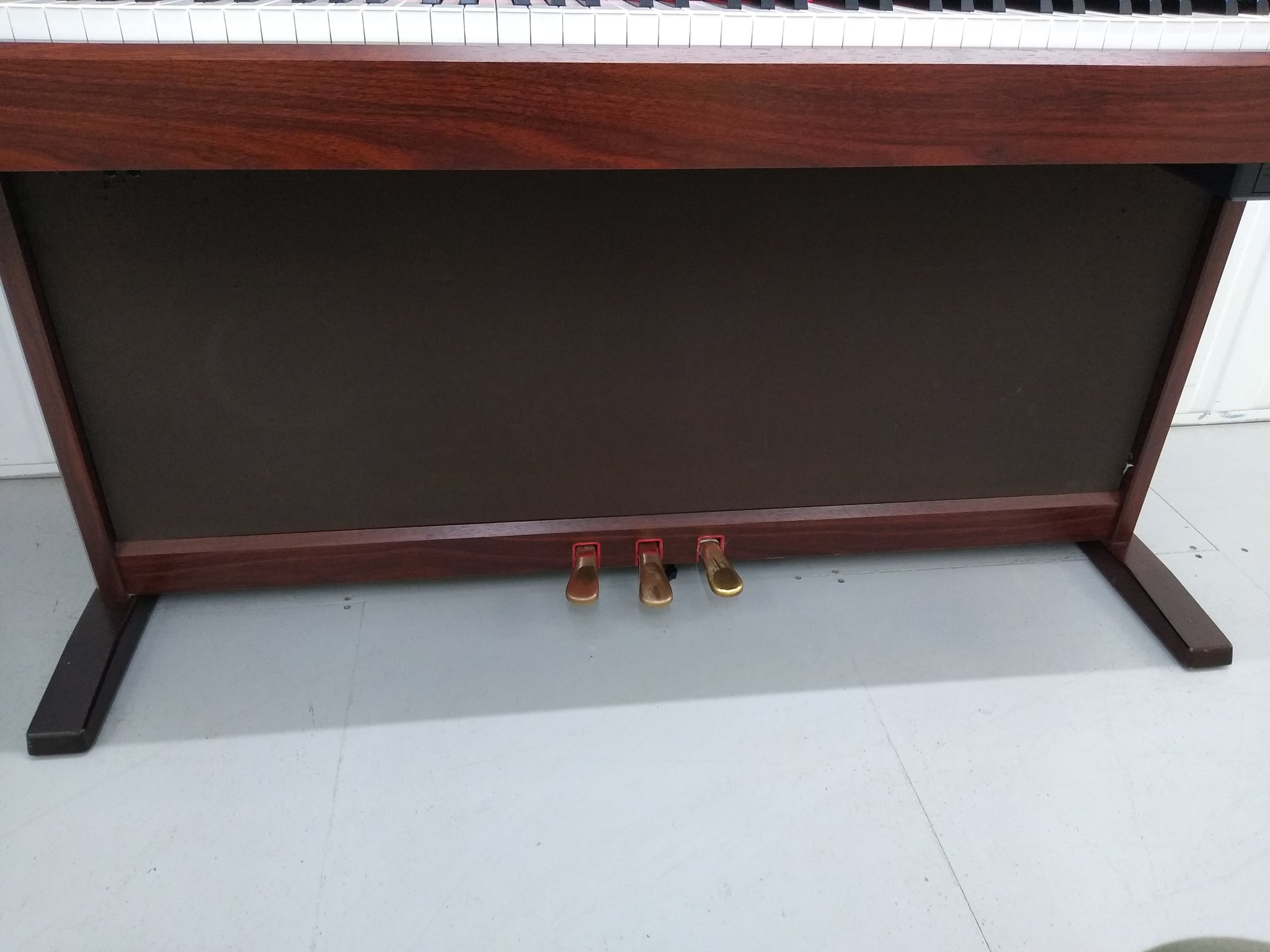 Yamaha Clavinova CVP-206 in mahogany with stool stock nr 22125 – Sulinda  Music