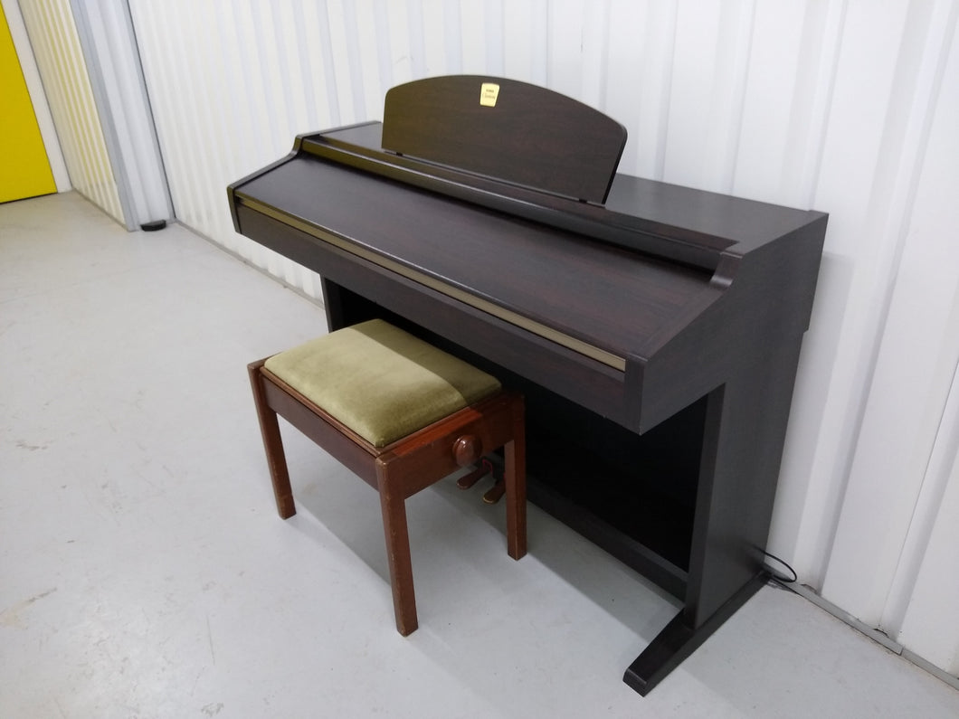 YAMAHA CLAVINOVA CLP-930 Digital Piano in rosewood, weighted keys, comes with stool.  stock nr 22131
