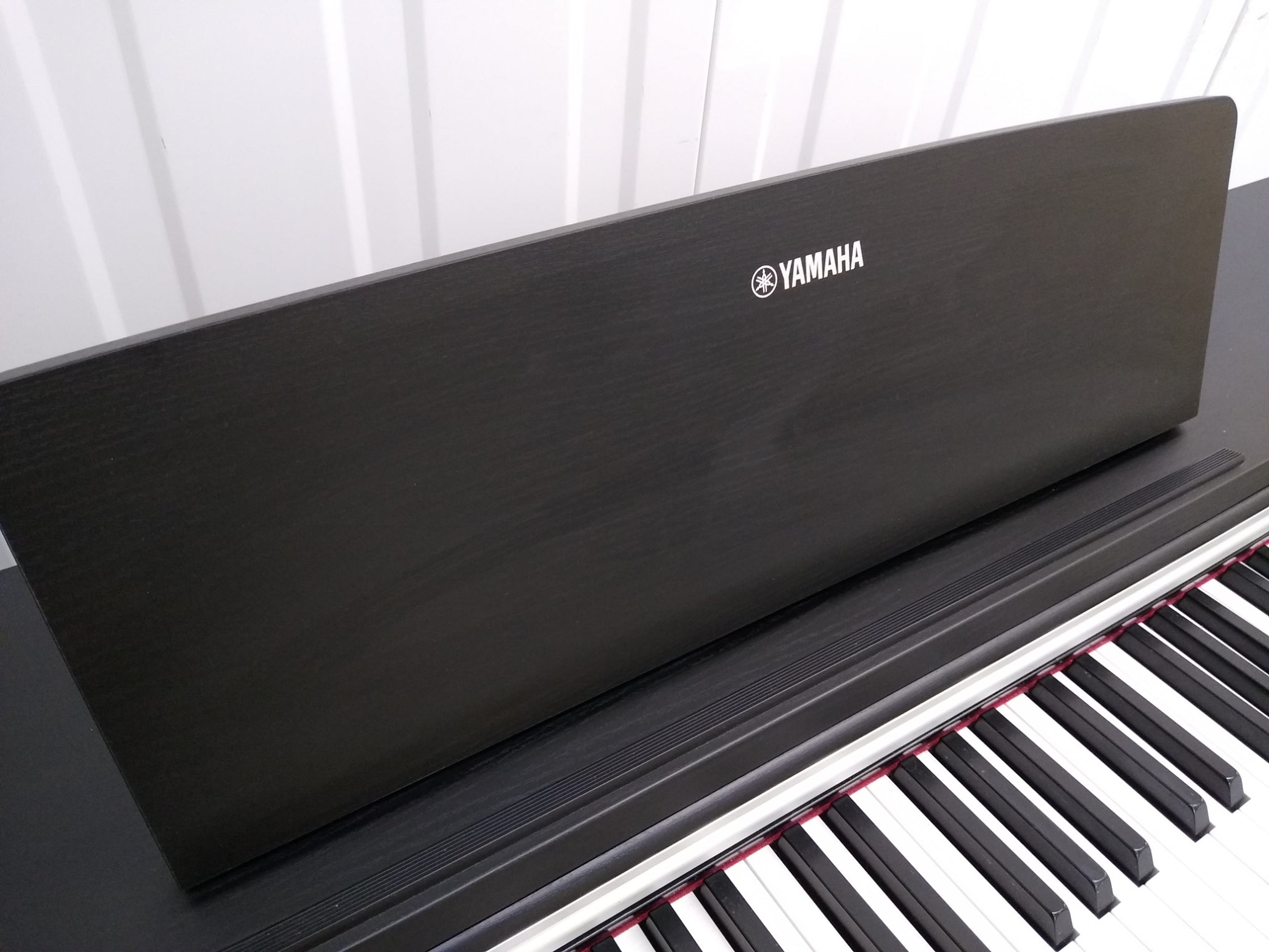 【送料込‼️】YAMAHA 電子ピアノ YDP-142B Yamaha Arius YDP-142B Digital Piano in black weighted keys stock