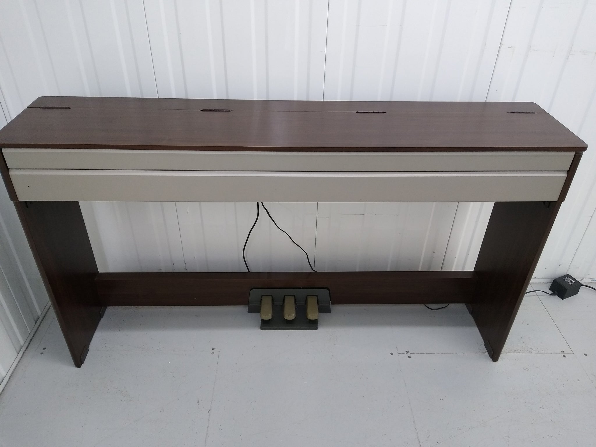 Yamaha Arius YDP-S30 Digital Piano Slimline space saver