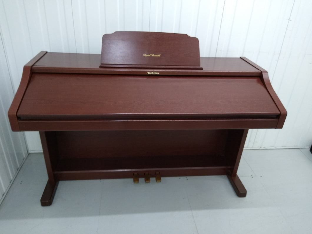 Technics SX-PR602 Digital Piano / arranger, mahogany colour stock number 22158