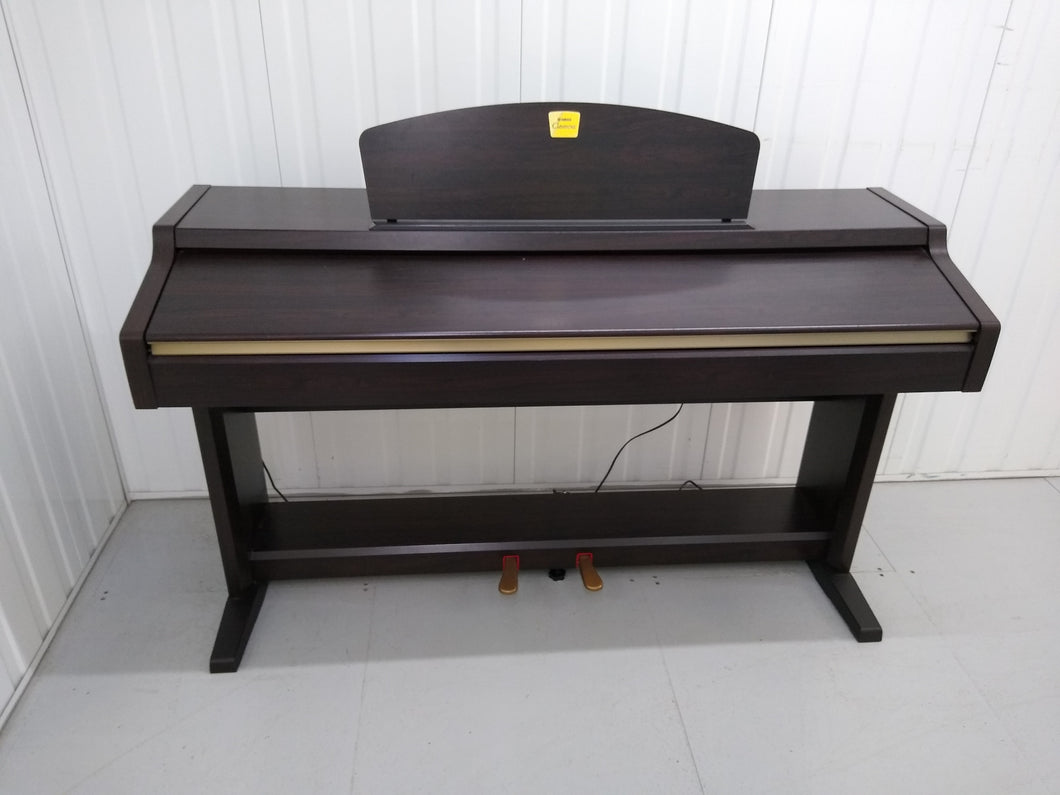 Yamaha Clavinova CLP-920 Digital Piano in rosewood, weighted keys stock nr 22170