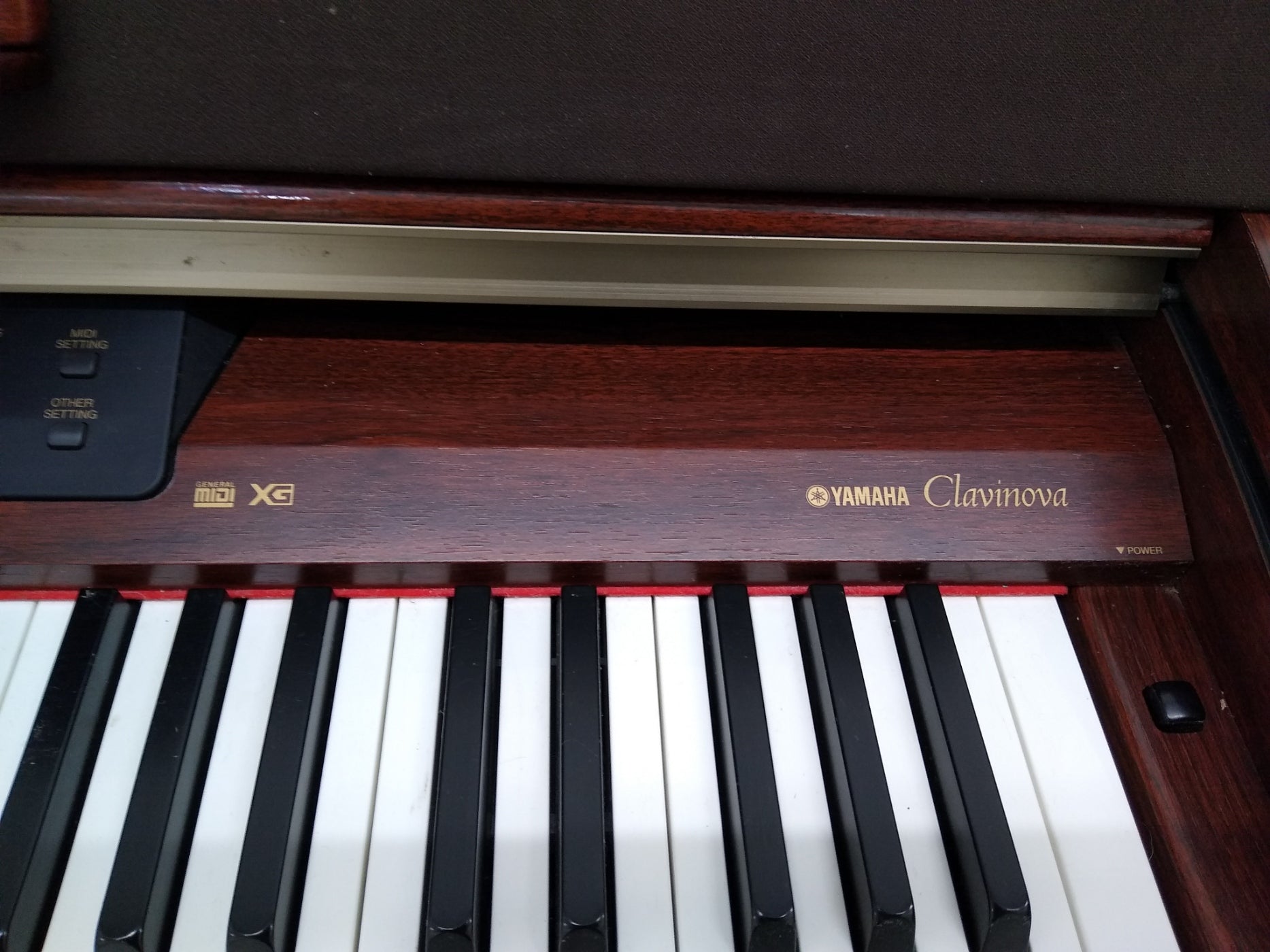 Yamaha Clavinova CLP-970 Digital Piano Full Size 88 keys 3
