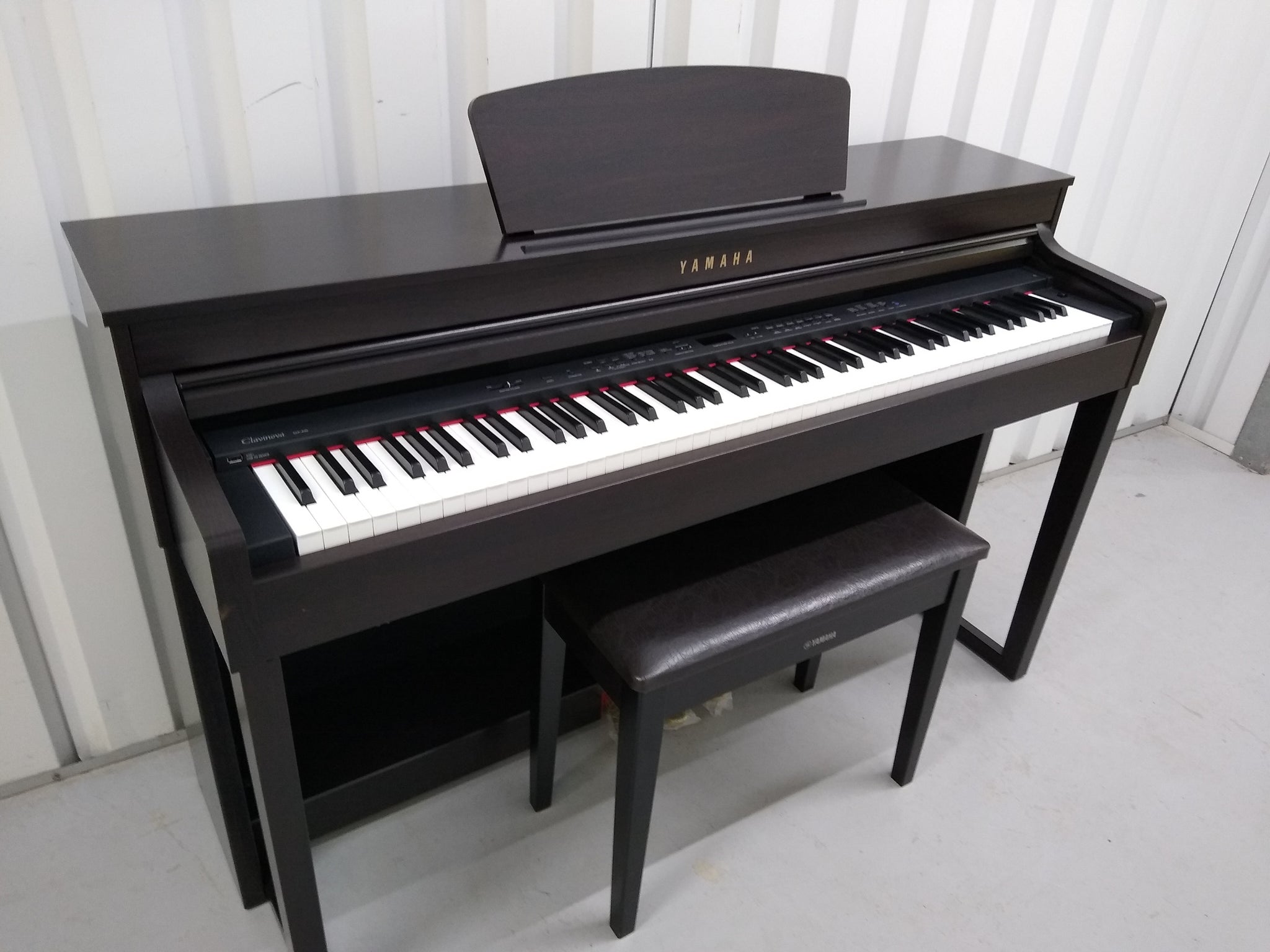 Yamaha Clavinova CLP-430 Digital Piano dark rosewood with stool stock #  22188