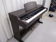 Load image into Gallery viewer, Yamaha Clavinova CLP-820 Digital Piano in rosewood weighted keys stock nr 22190
