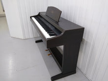 Load image into Gallery viewer, Yamaha Clavinova CLP-820 Digital Piano in rosewood stock nr 22212
