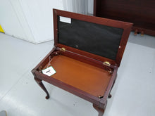 Load image into Gallery viewer, Yamaha Clavinova CLP-340 Digital Piano in mahogany with stool stock # 22208
