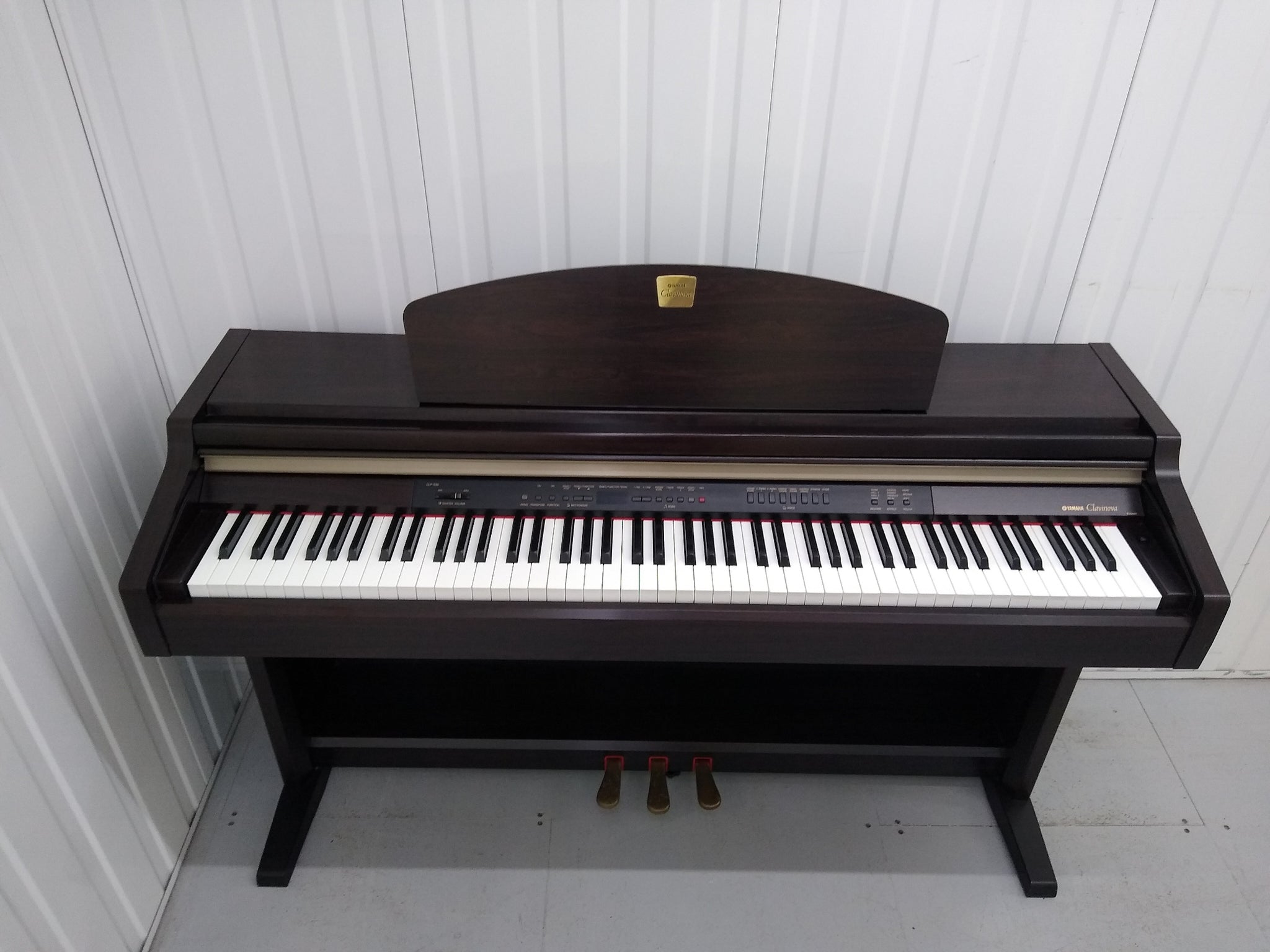 YAMAHA CLAVINOVA CLP-930 Digital Piano in rosewood, weighted keys stock nr  22217