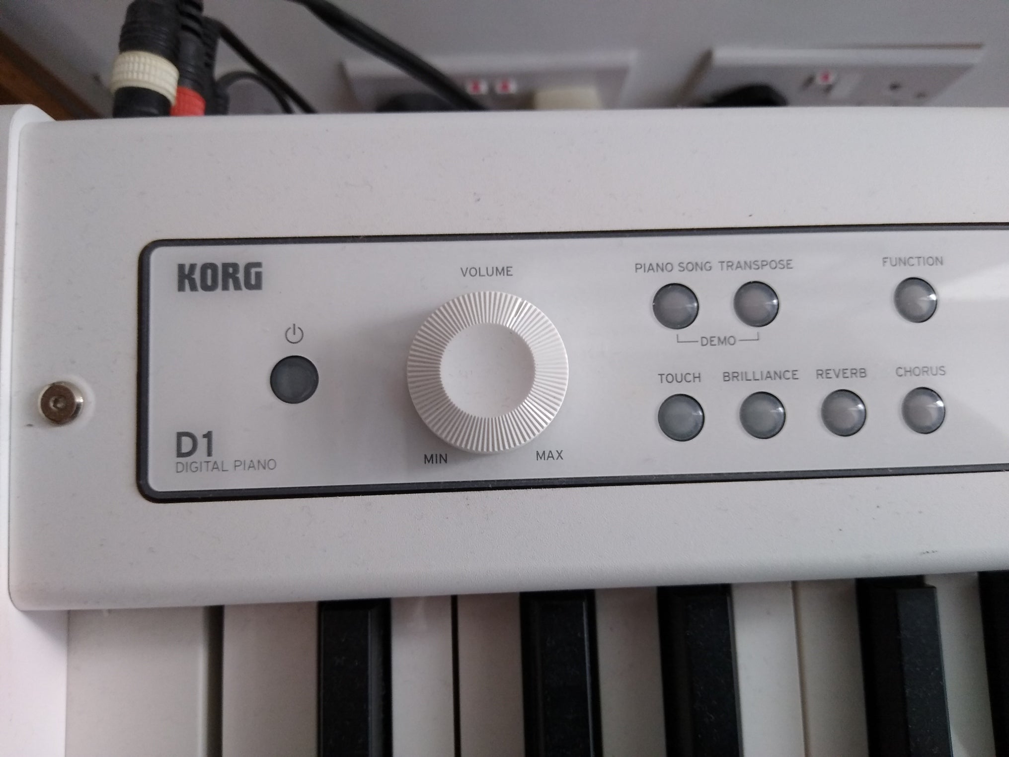 KORG D1 88 Key Digital Stage Piano - White D1-WH + KORG ST KORG D1 88 Key Digital Stage Piano - White D1-WH + KORG ST