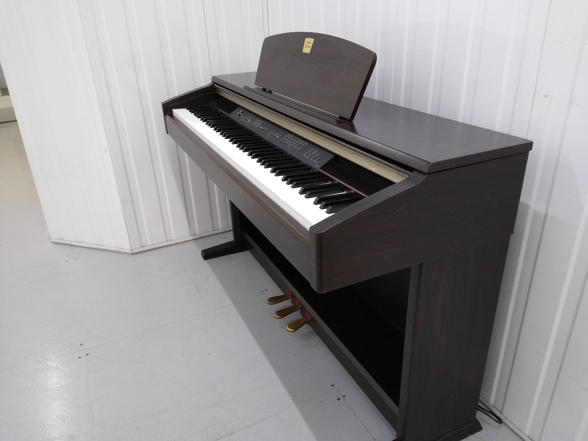 Yamaha Clavinova CLP-120 Digital Piano in rosewood Full Size 88 keys s –  Sulinda Music