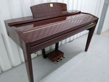 Load image into Gallery viewer, Yamaha Clavinova CVP-505PM digital piano arranger polished mahogany stock number 22237
