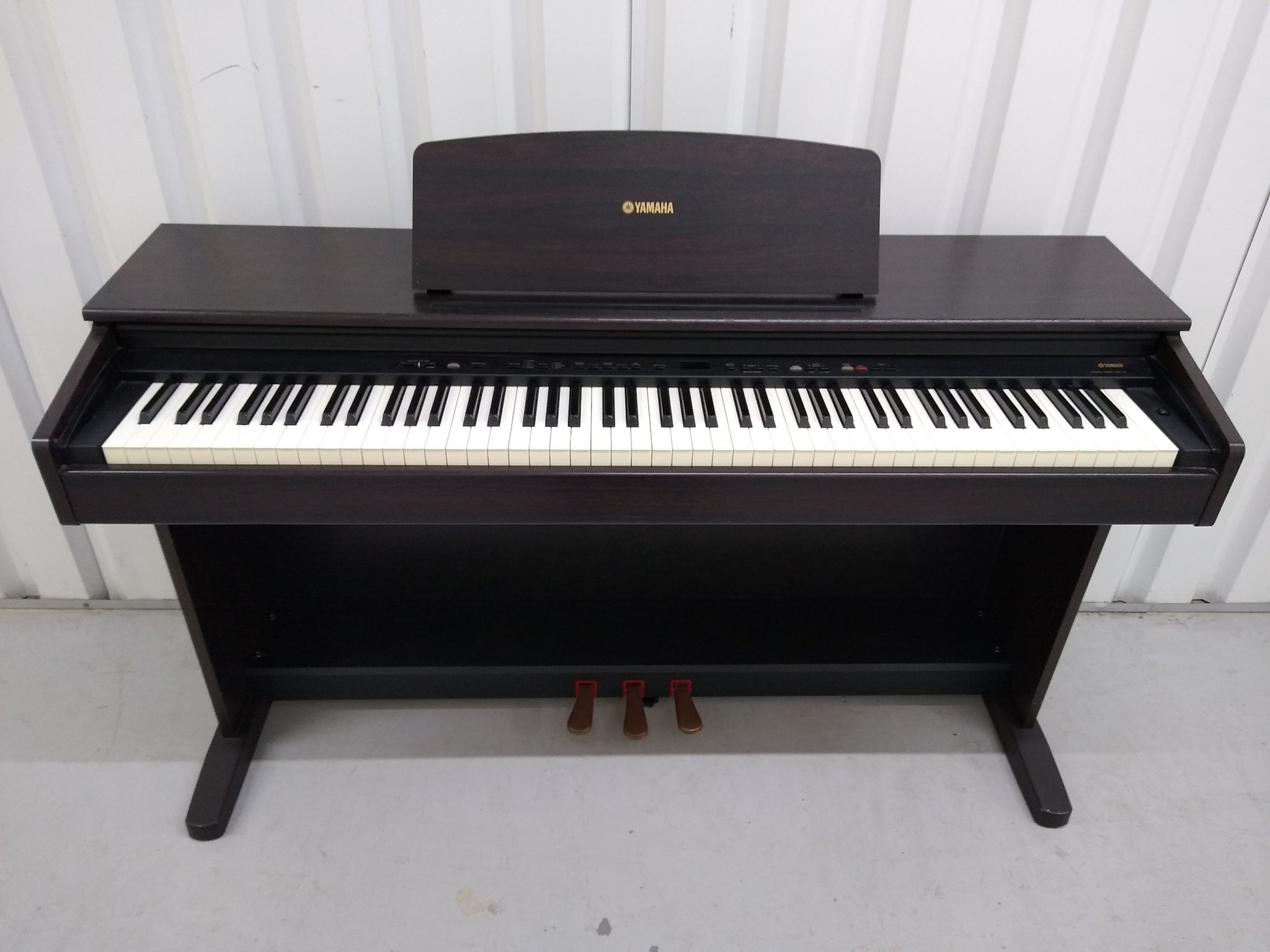 Yamaha arius YDP-101 Digital Piano Full Size 88 keys 3 pedals stock nr –  Sulinda Music