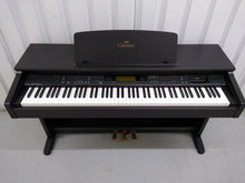 Load image into Gallery viewer, Yamaha Clavinova CVP-92 Digital Piano / arranger in rosewood stock nr 22235
