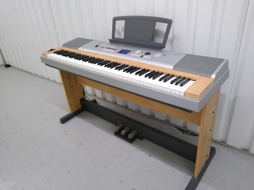 Yamaha DGX-630 88 Key Weighted Keys Portable Grand, stand 3 pedals stock # 22244