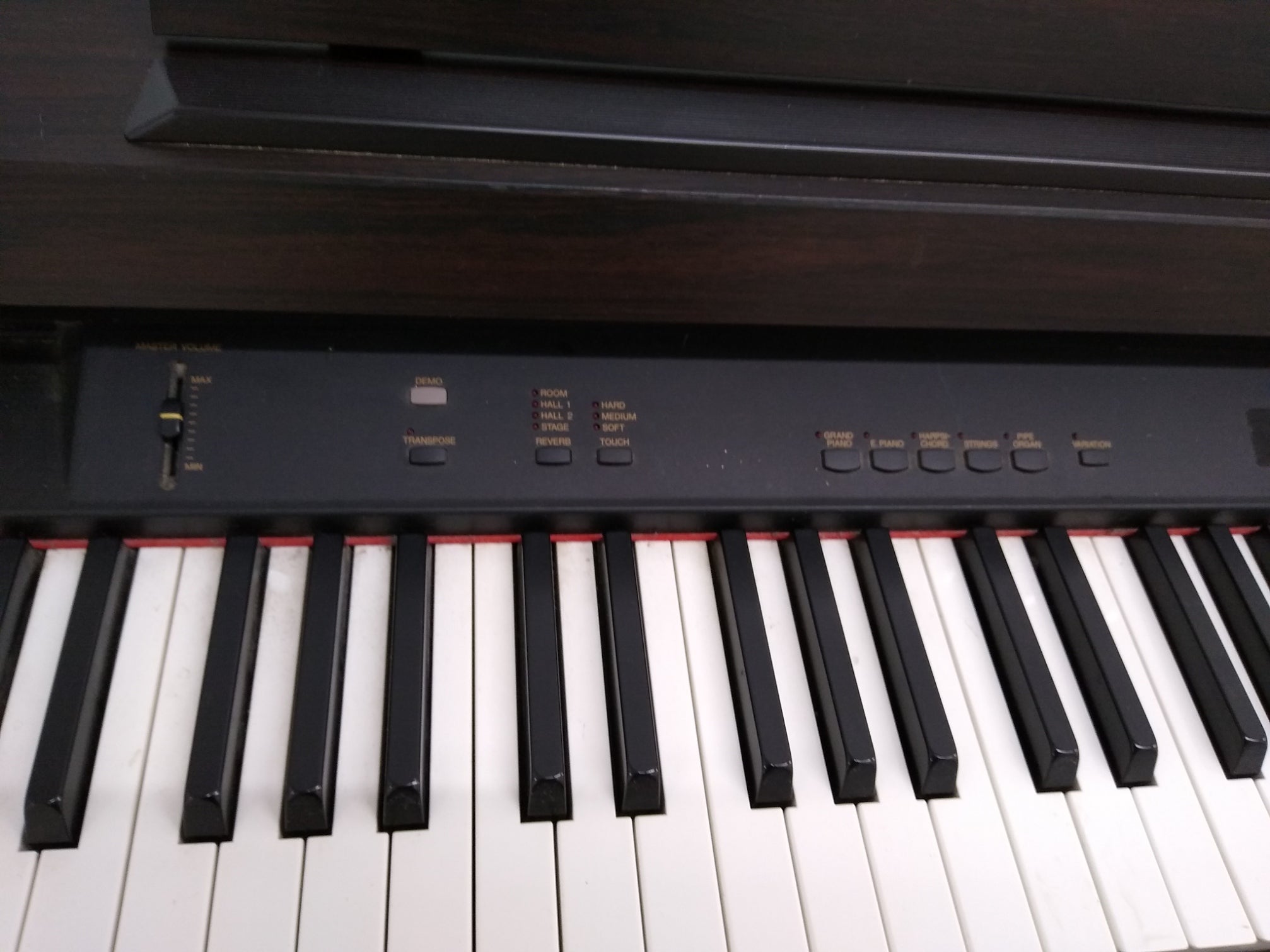 Yamaha Clavinova CLP-820 Digital Piano in rosewood weighted keys stock –  Sulinda Music