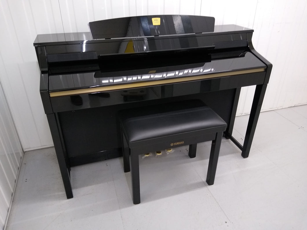YAMAHA CLAVINOVA CLP-380PM DIGITAL PIANO + STOOL GLOSSY BLACK stock nr 22248