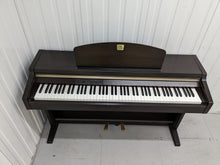 Load image into Gallery viewer, Yamaha Clavinova CLP-920 Digital Piano in rosewood, weighted keys stock nr 22278
