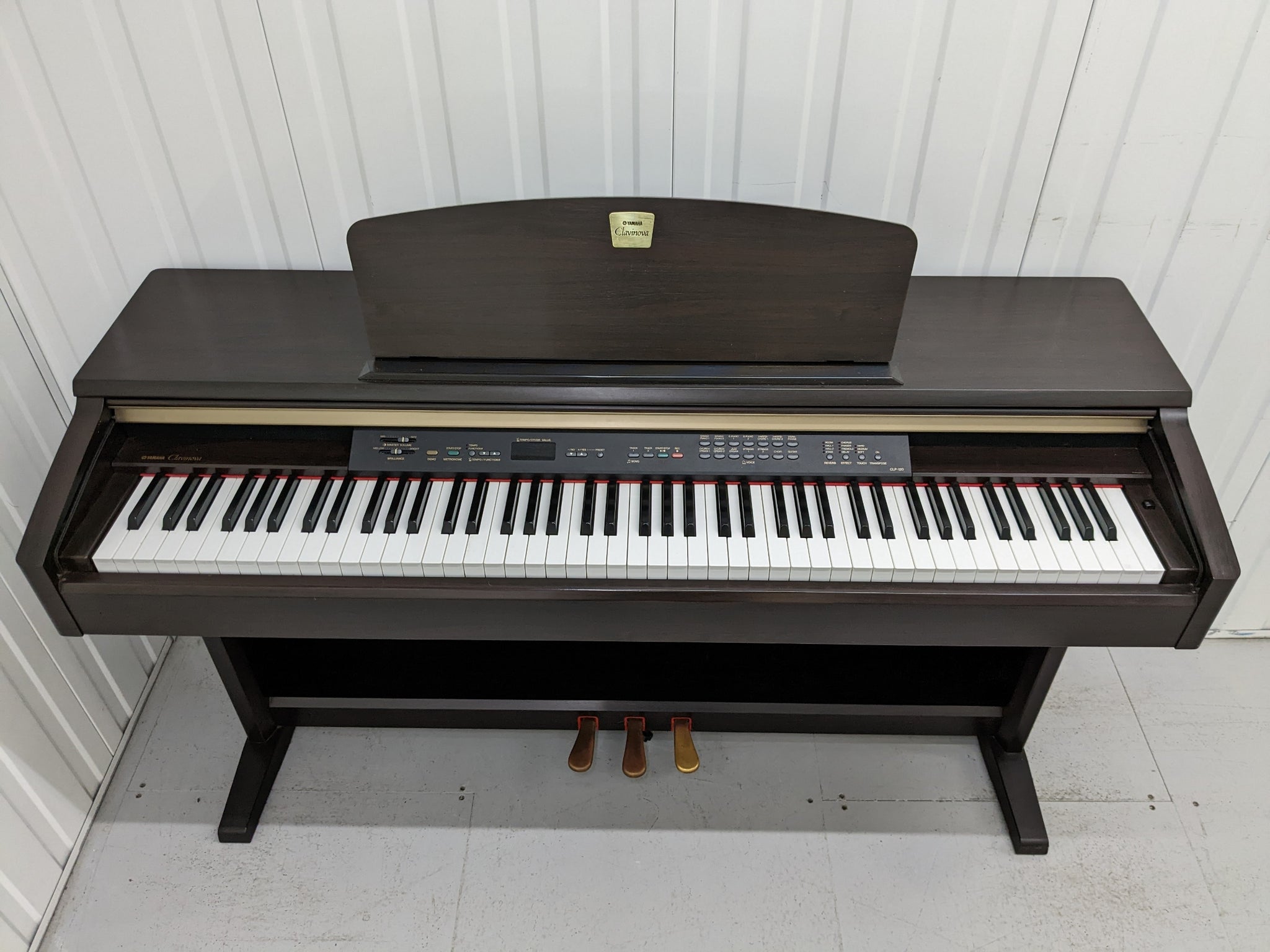 Clavinova CLP-120 - Yamaha Clavinova CLP-120 - Audiofanzine