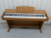Load image into Gallery viewer, Yamaha Arius YDP-131 Digital Piano in cherry / light oak  finish stock nr 22309
