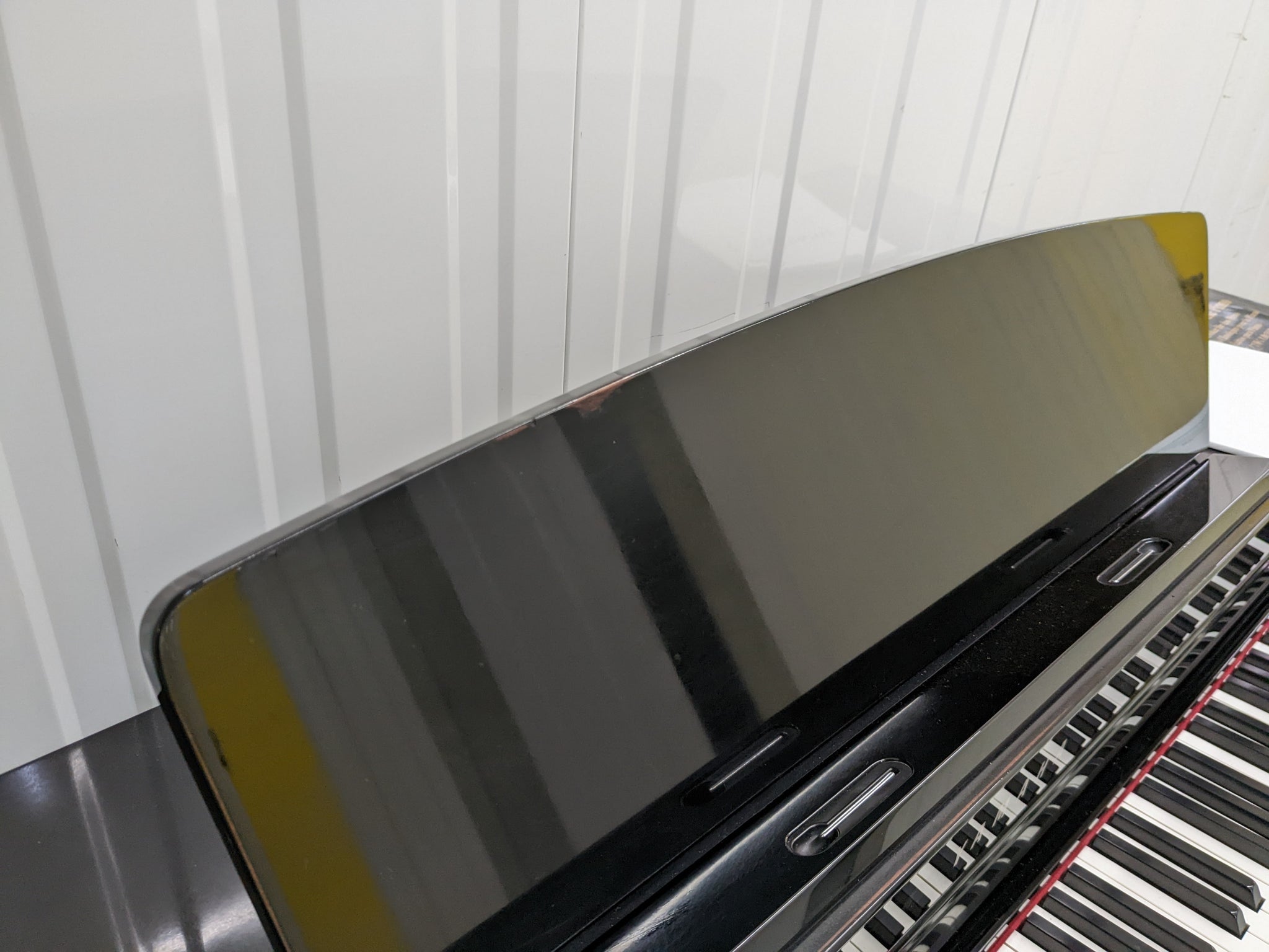 Yamaha Clavinova CLP-575PE in polished ebony glossy black + stool