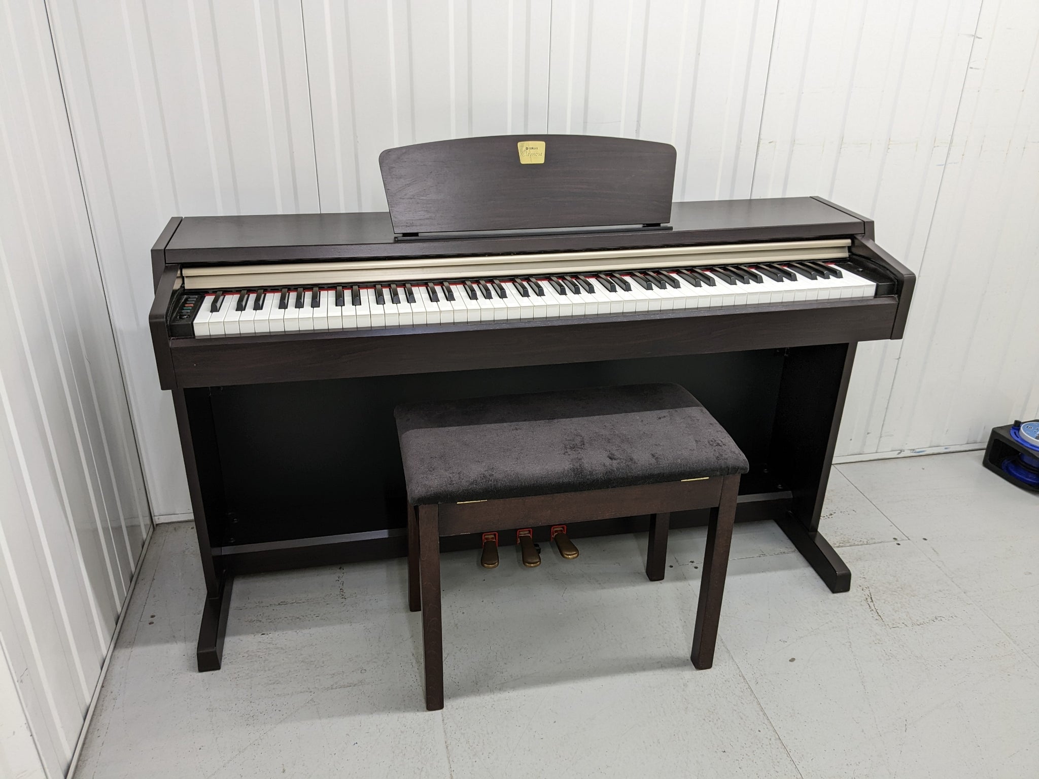 Yamaha Clavinova CLP-220 Digital Piano and stool in rosewood