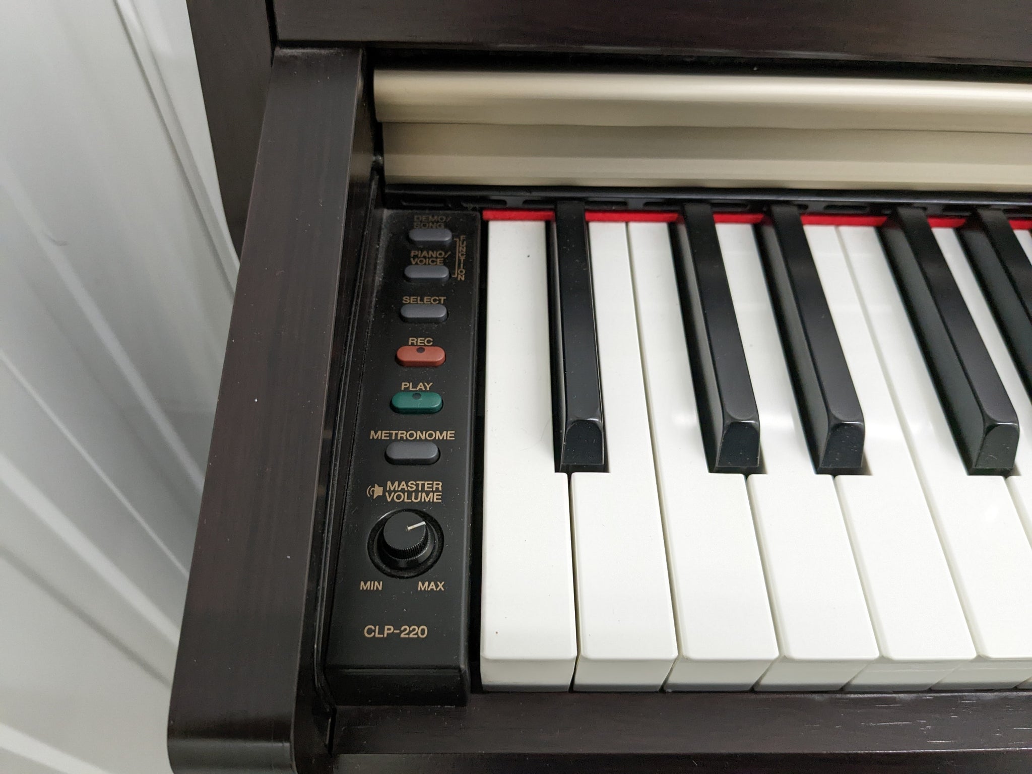 Yamaha Clavinova CLP-220 Digital Piano and stool in rosewood