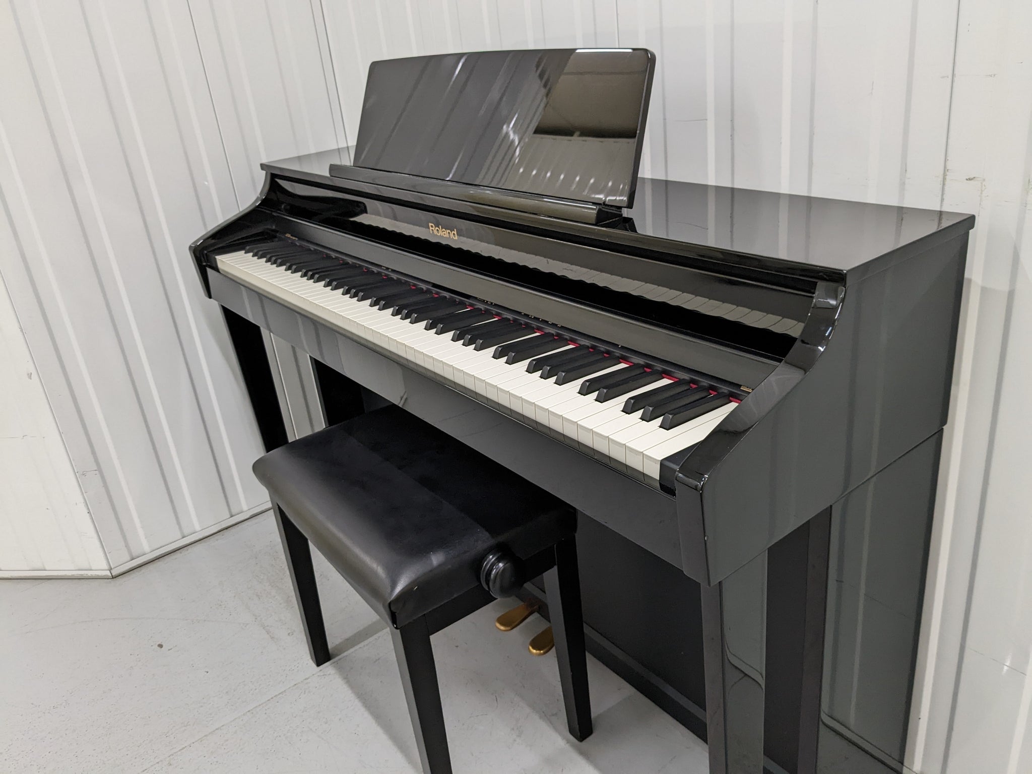 Roland HP-505 Digital Piano in glossy black wooden action keys 