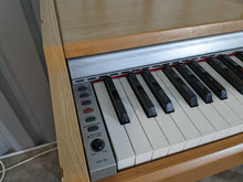 Load image into Gallery viewer, Yamaha Arius YDP-131 Digital Piano in cherry / light oak  finish stock nr 22352

