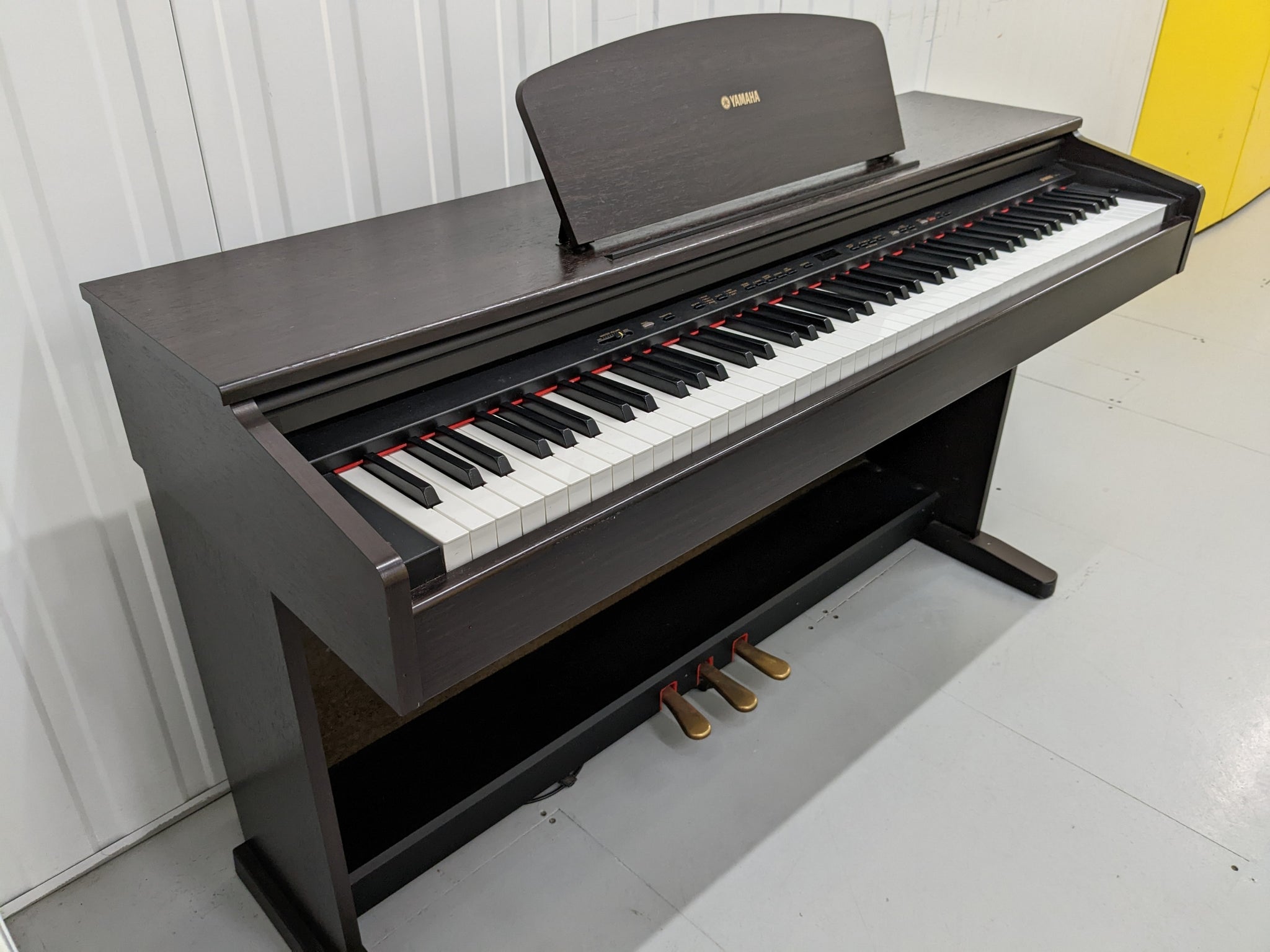 Yamaha Arius YDP-121 Digital Piano and stool in dark rosewood stock nr –  Sulinda Music