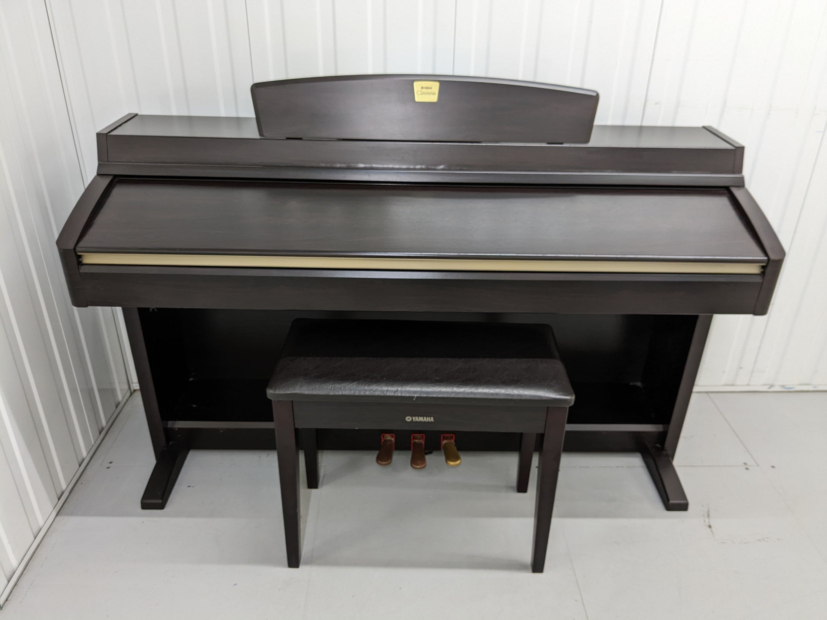 Yamaha Clavinova CLP-240 Digital Piano and stool in Rosewood stock nr ...