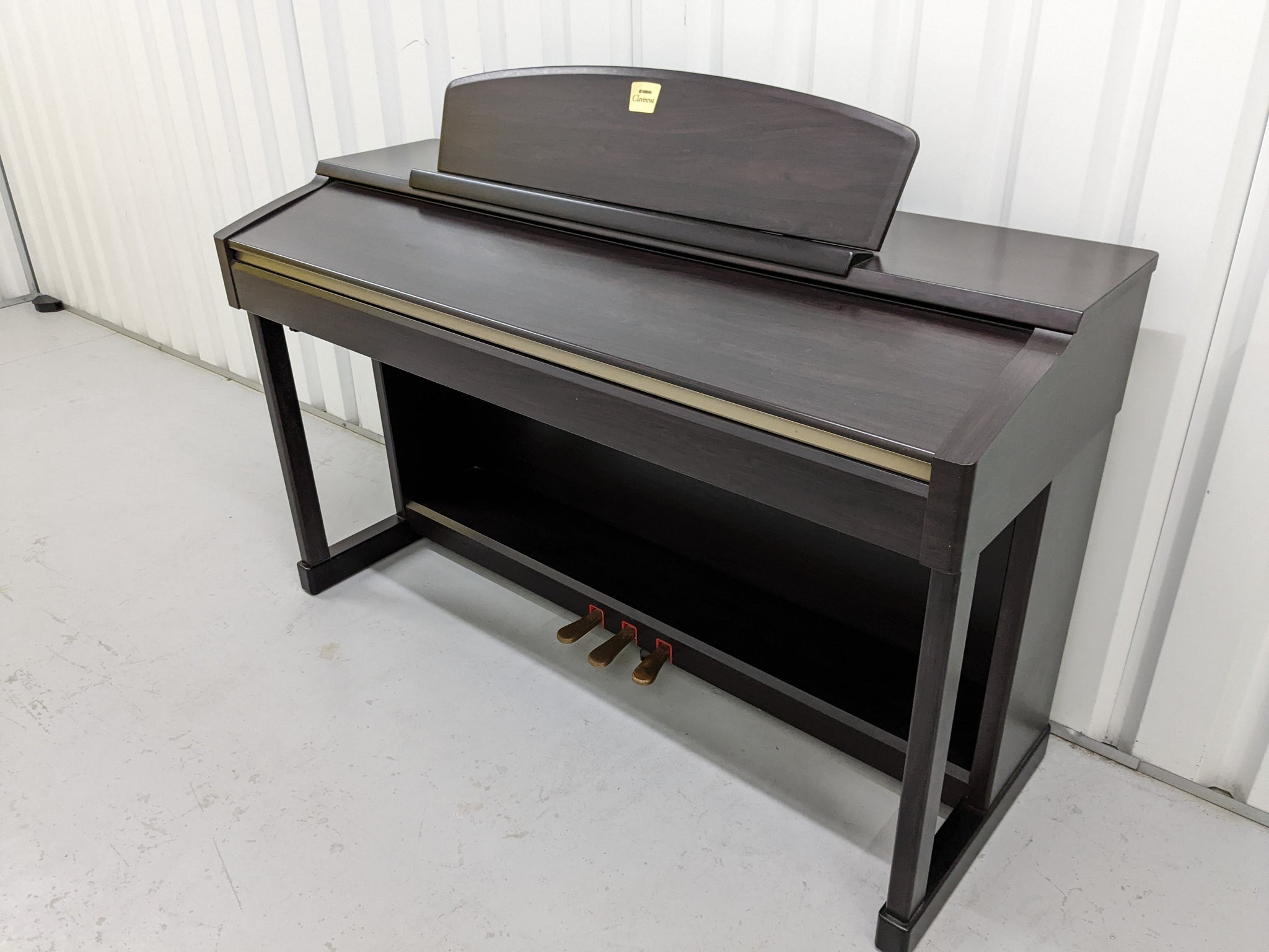 Yamaha Clavinova CLP-150 Digital Piano in dark rosewood colour