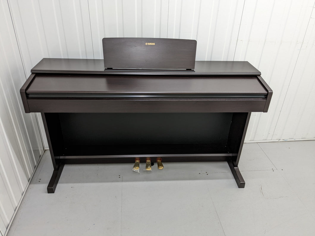 Yamaha Arius YDP-144 digital piano in rosewood, weighted keys, stock nr 22399