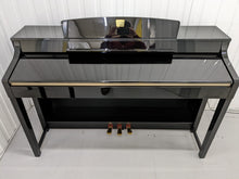 Load image into Gallery viewer, YAMAHA CLAVINOVA CLP-370PE DIGITAL PIANO + STOOL IN GLOSSY BLACK stock nr 22391
