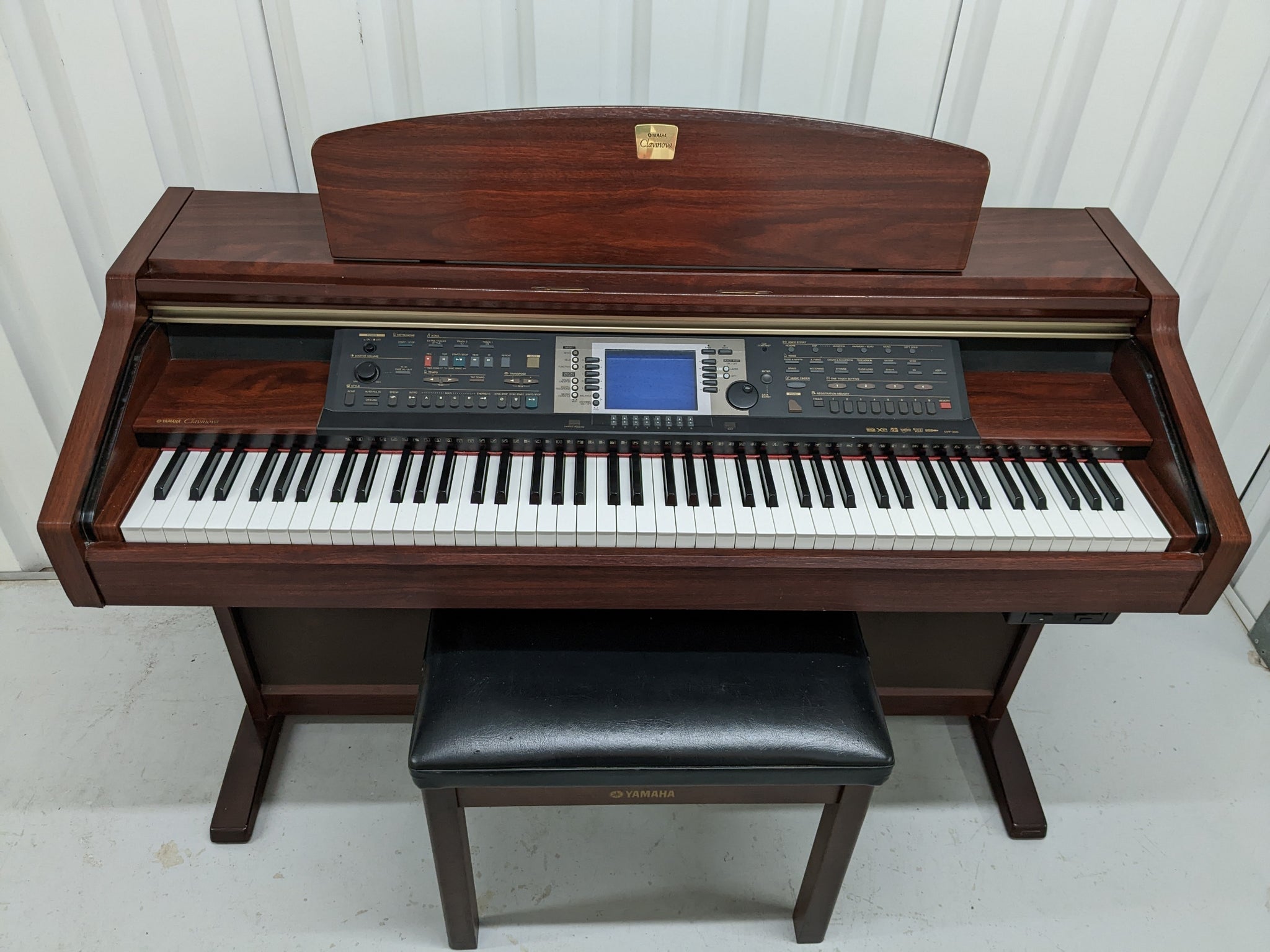 Yamaha Clavinova CVP-206 digital piano arranger in mahogany with stool –  Sulinda Music