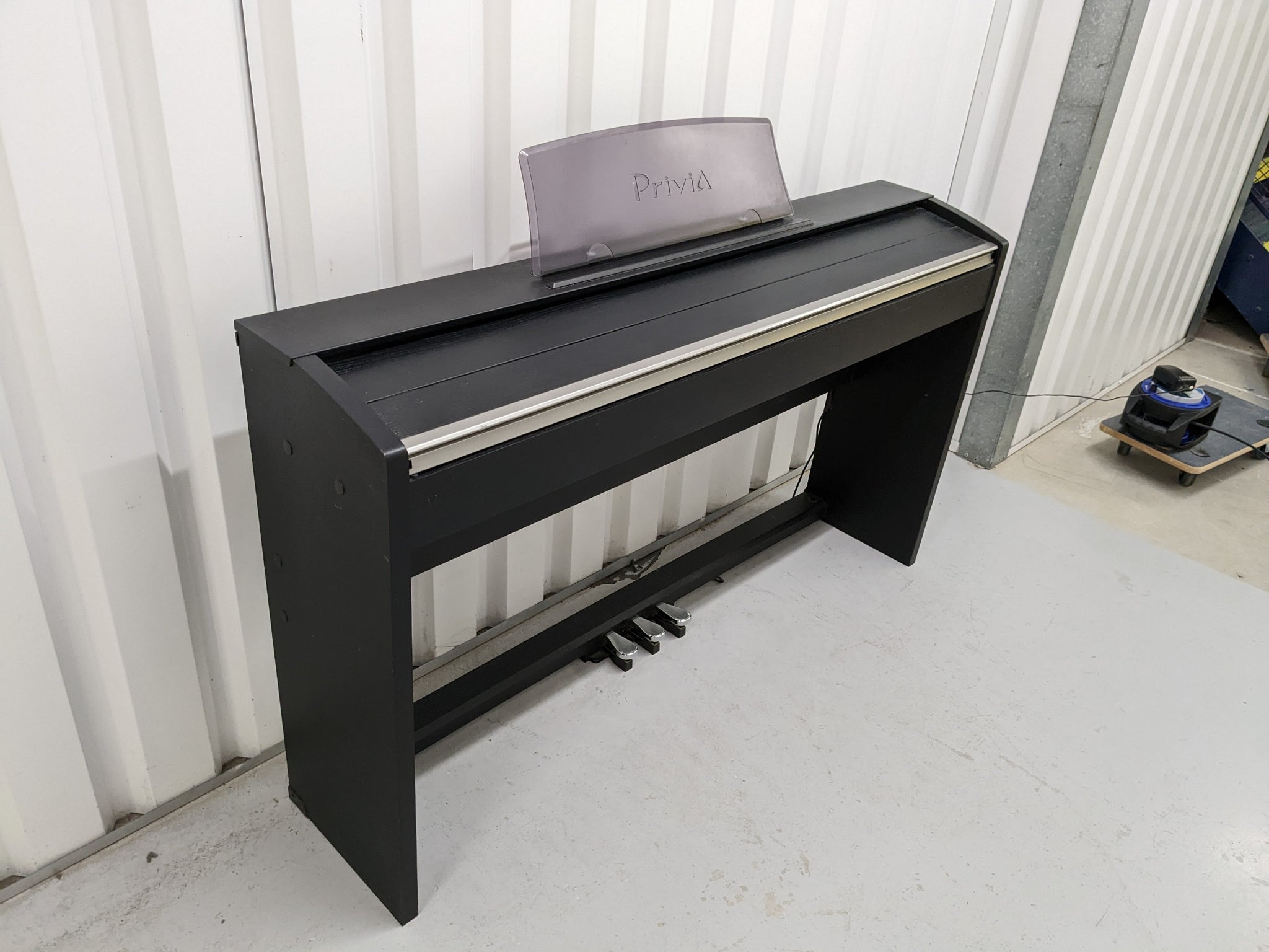 Casio Privia PX-730 Compact slimline Digital Piano in satin black