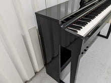 Load image into Gallery viewer, Yamaha Clavinova CLP-525PE digital piano in glossy black ebony stock # 22427
