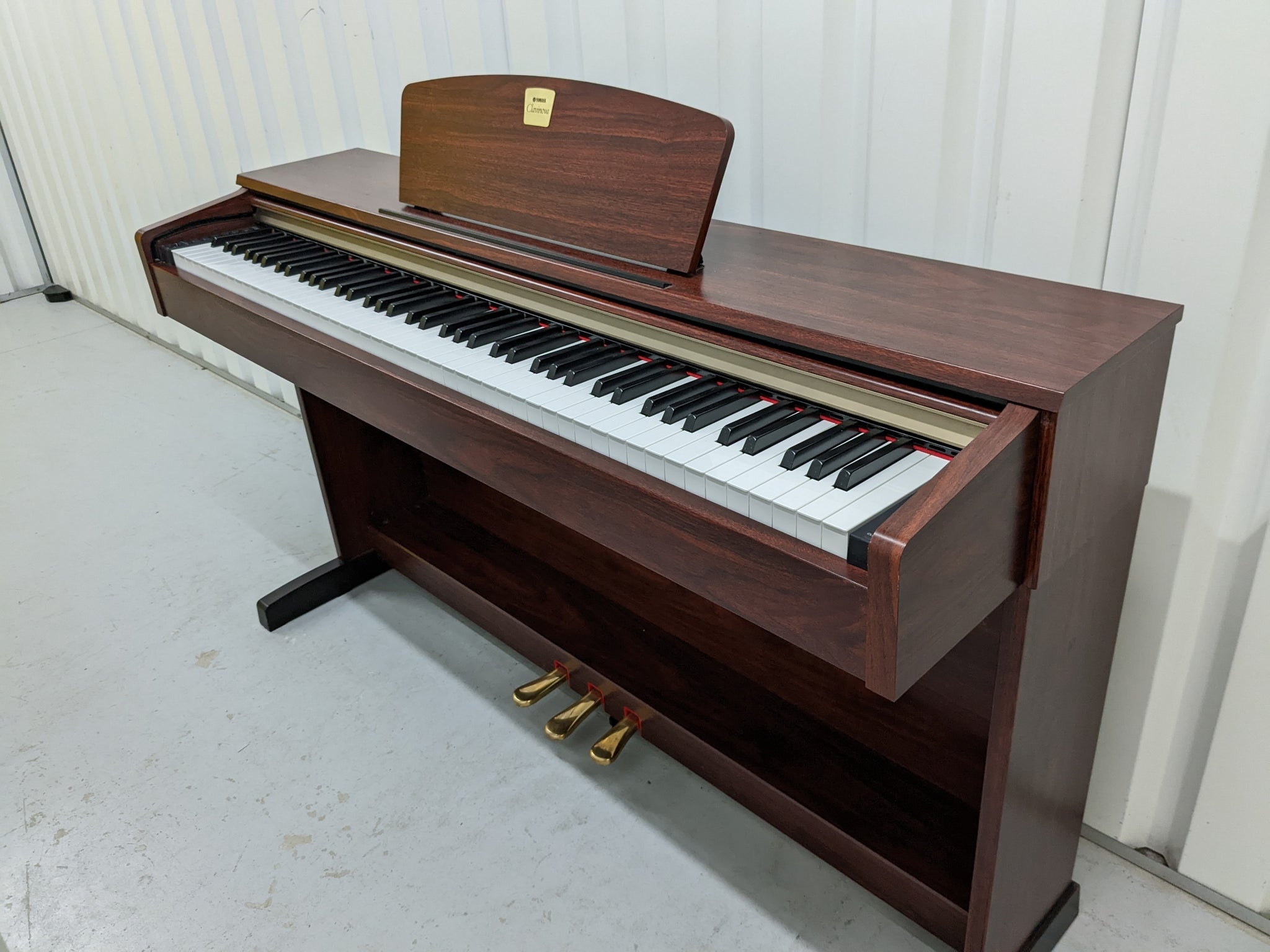 Yamaha Clavinova CLP-320 Digital Piano and stool in mahogany, stock no –  Sulinda Music